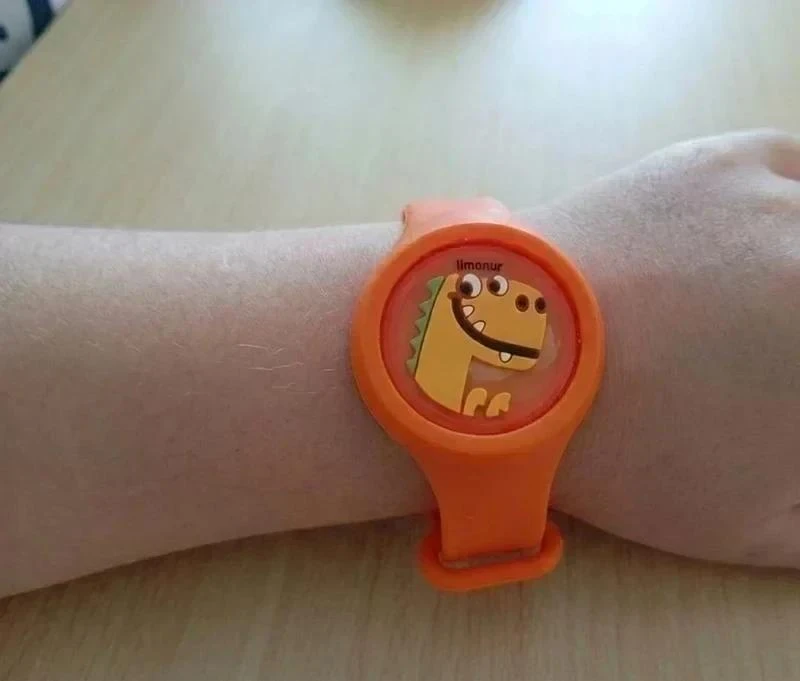 4 bracelets anti-moustiques LED avec mouvement - Amusant et protecteur – photo 6